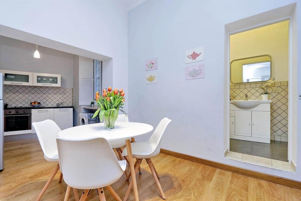 undefined Rm-h501-qufo5a2 - Cozy Tritone 5