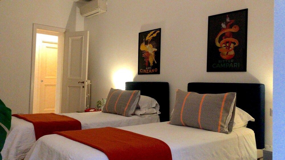 undefined In Rome at Spanish Steps Classy Apartment With Modern Design in an Historic Palazzo 4