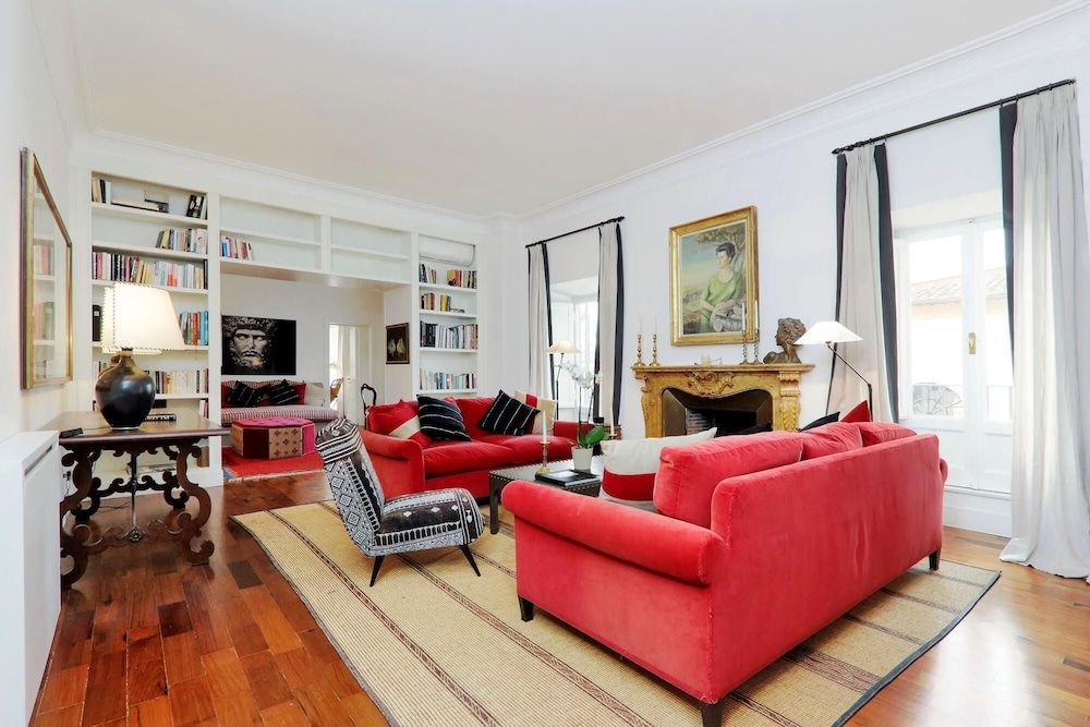 undefined La Camelia an Elegant and Extravagant 2 Bedroom Apartment 9