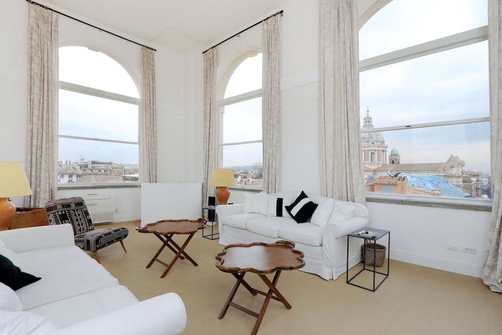 undefined La Camelia an Elegant and Extravagant 2 Bedroom Apartment 4