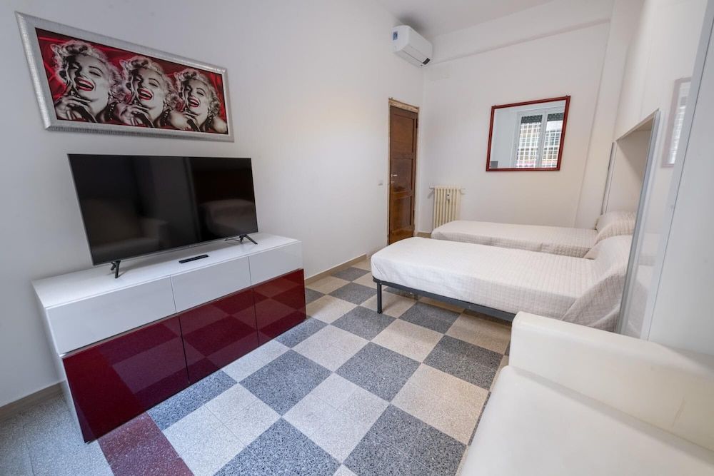 undefined Domus Ausoni in Rome 5