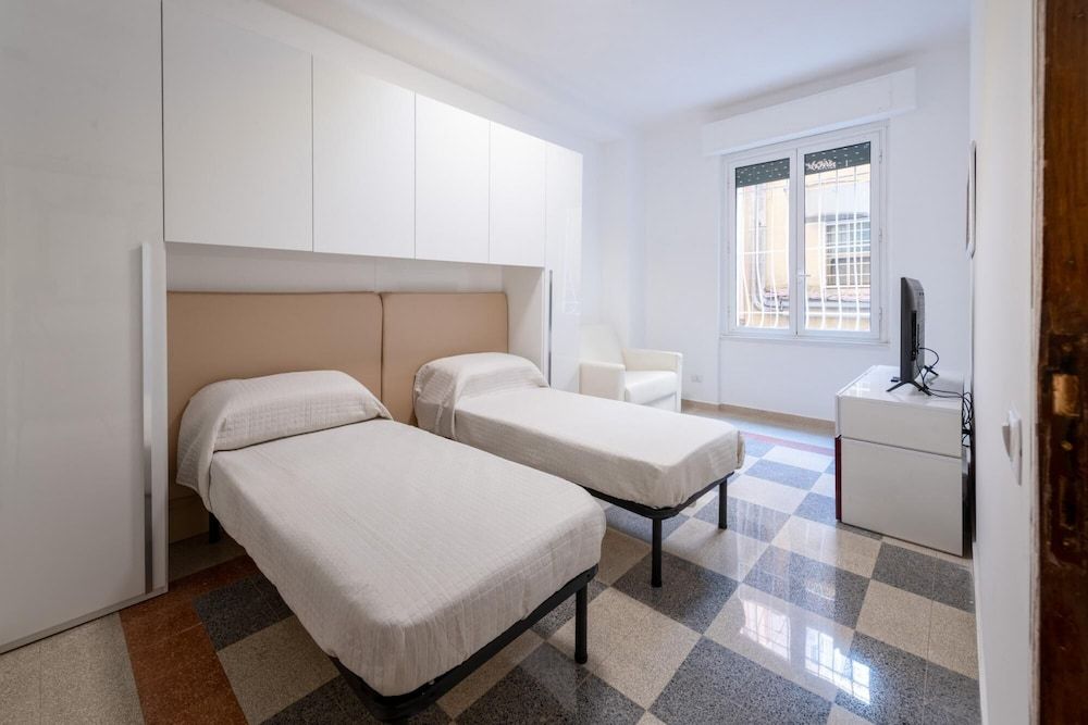 undefined Domus Ausoni in Rome 4