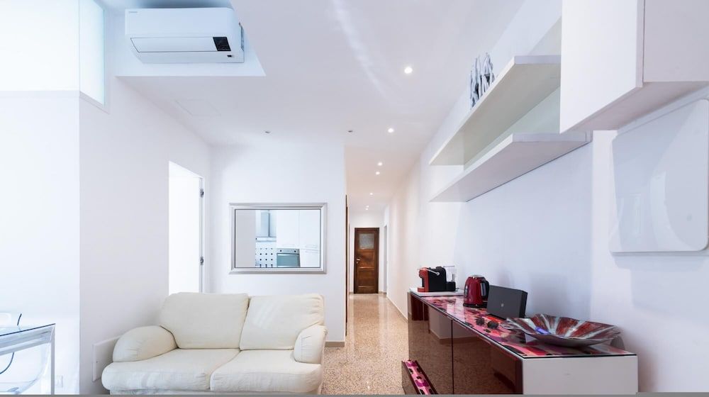 undefined Domus Ausoni in Rome 6