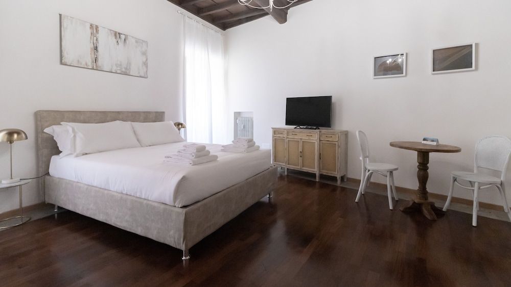 Italianway - Barberini Classic Condo 10