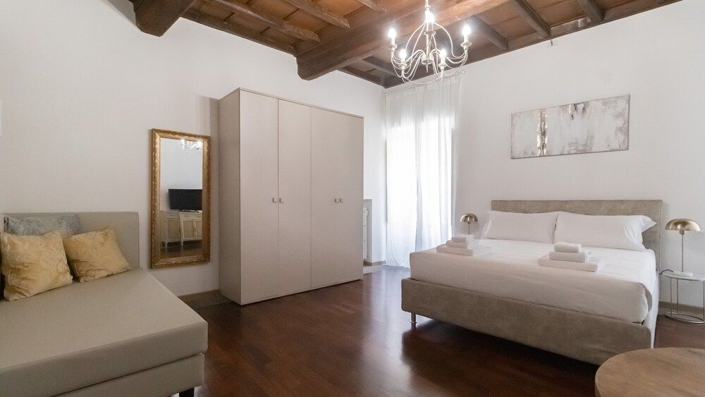 Italianway - Barberini Classic Condo 9