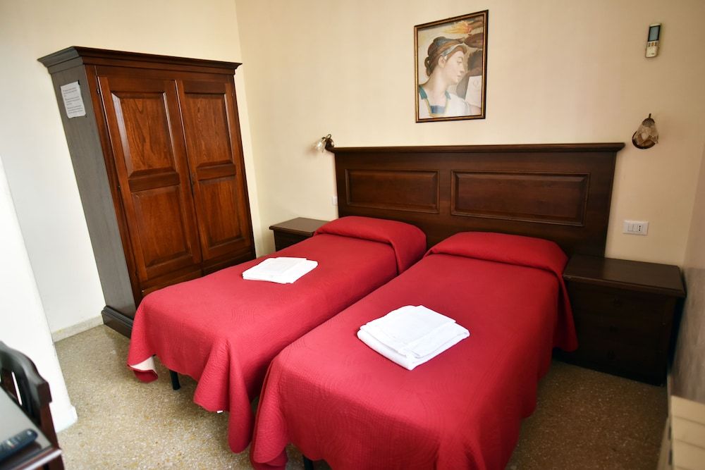 undefined Via Curtatone 12 Apartment 4