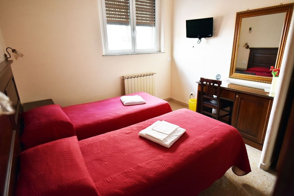 undefined Via Curtatone 12 Apartment 3