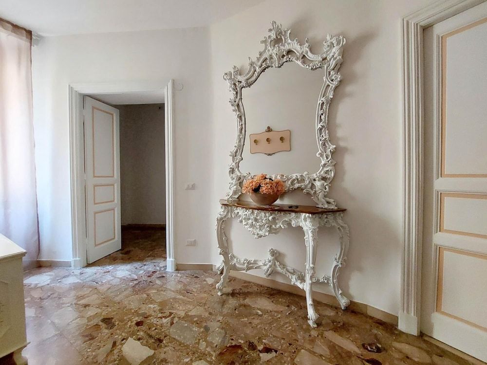undefined 4bnb - Luxury Mazzini Apartment 8