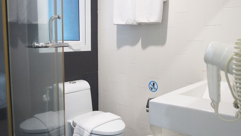 Blu Monkey Bed & Breakfast Phuket Superior Twin Room 5