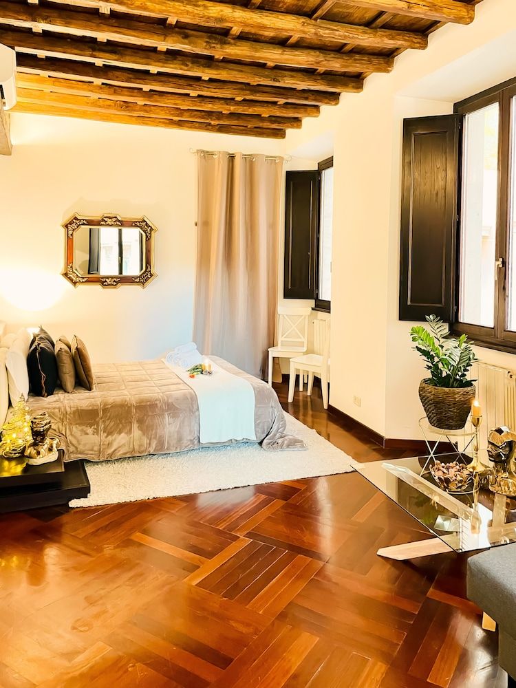 Trevi Fountain Stylish Guesthouse Luxury Apartment 40