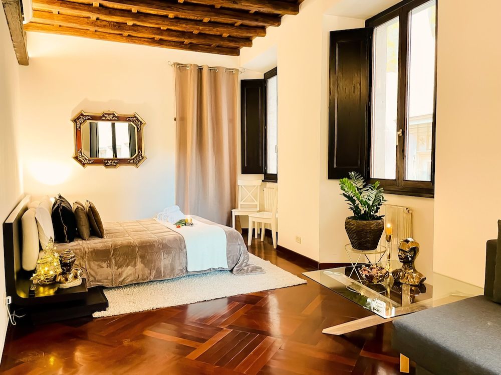 Trevi Fountain Stylish Guesthouse Luxury Apartment 33