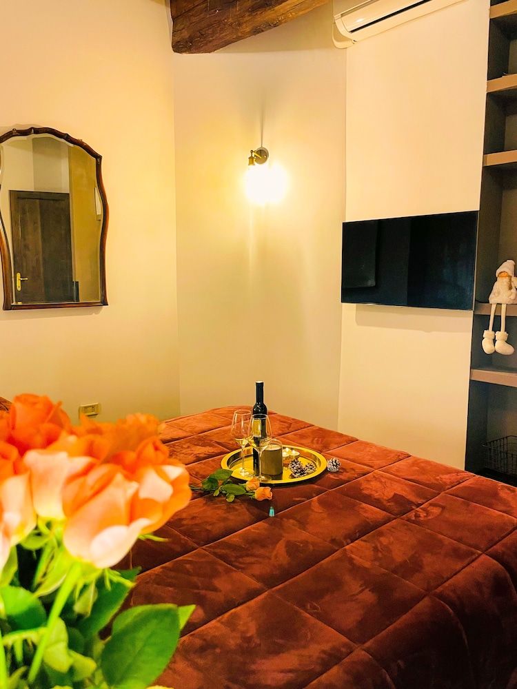 Trevi Fountain Stylish Guesthouse Luxury Apartment 48