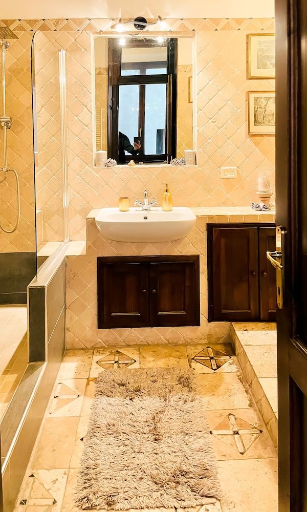 Trevi Fountain Stylish Guesthouse Luxury Apartment 28