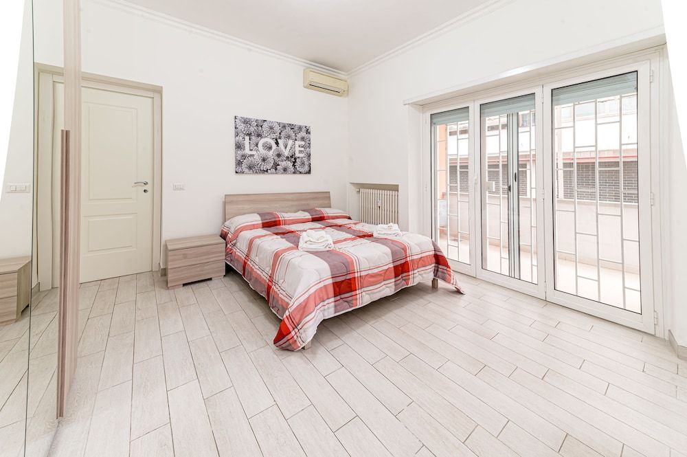 undefined A Casa di Federico e Nikki 6