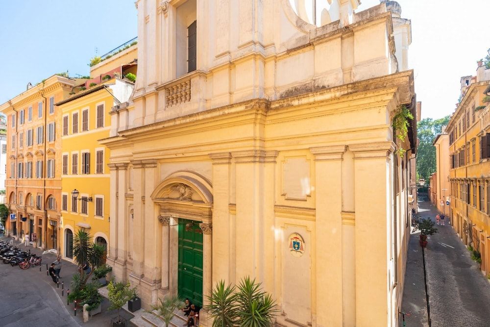 Cozy Chic Suite Near Campo de Fiori Apartment 35
