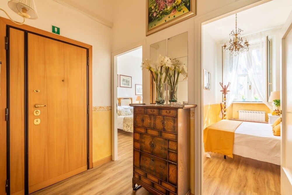 Cozy Chic Suite Near Campo de Fiori Apartment 20