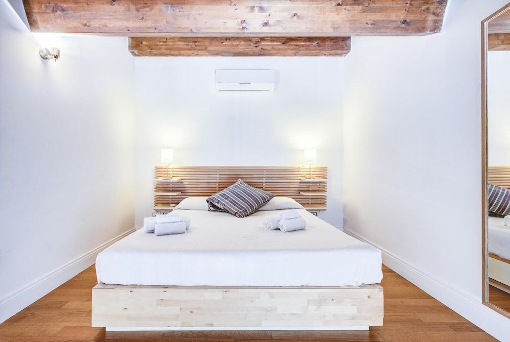 undefined Gonfalone Residence Carlotta 5