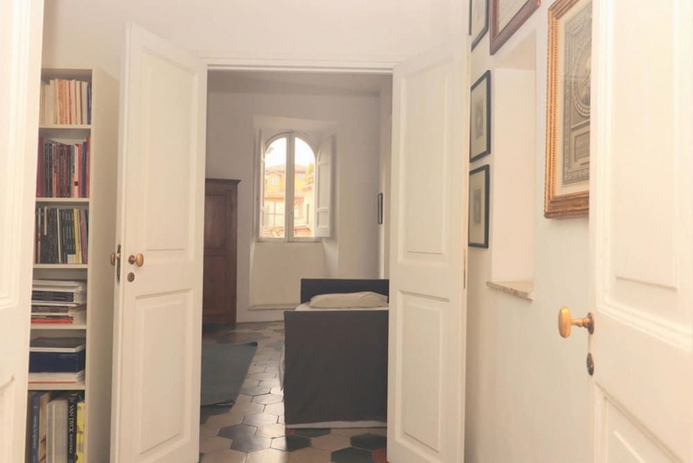 undefined Enchanting 2BR Apt Near Pantheon Vatican 3