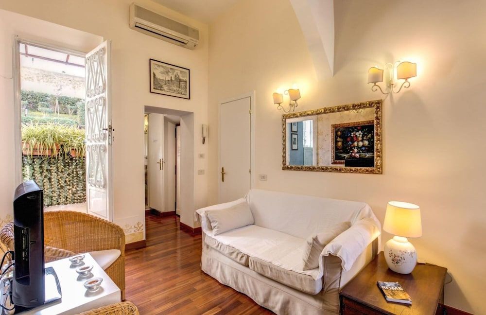 Colosseum 2BR Elegance and Charm Apartment 27
