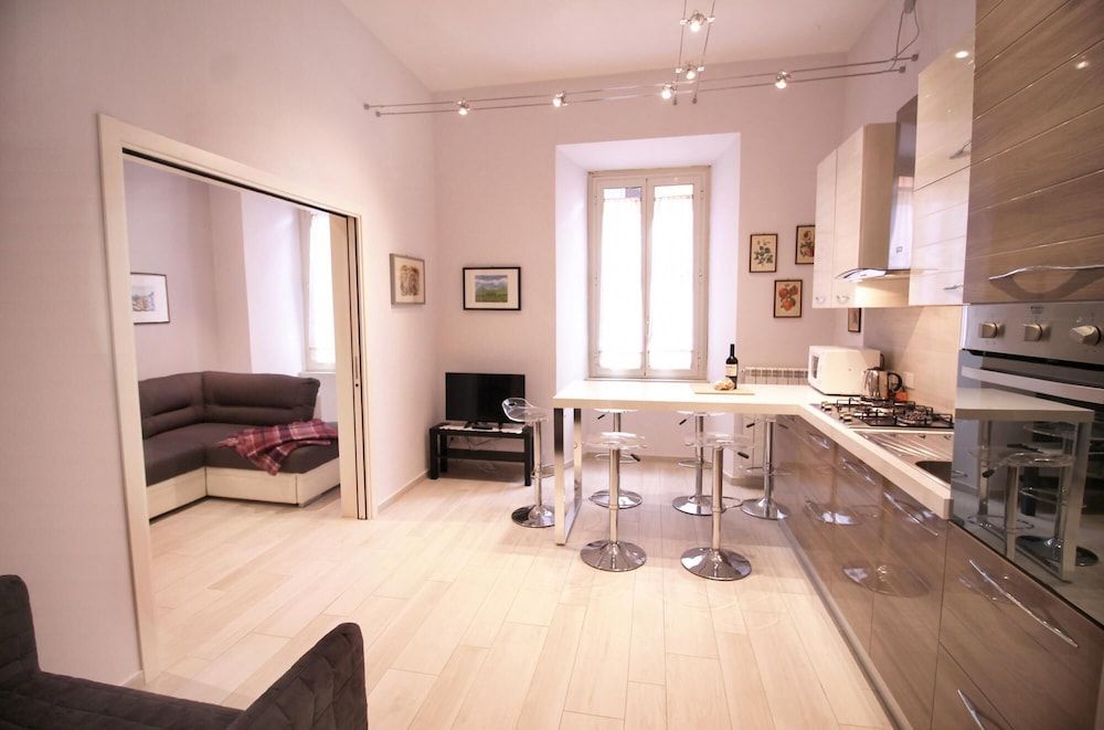 undefined Walk to the Vatican From Your Smart Apt