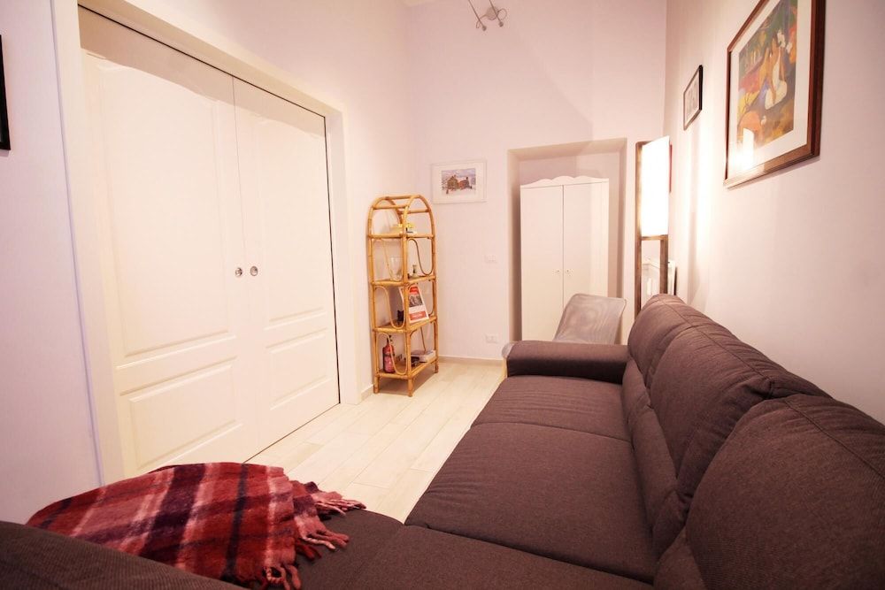 undefined Walk to the Vatican From Your Smart Apt 6