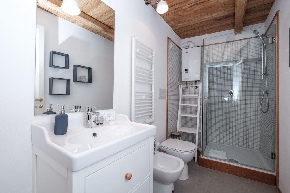 Regal Home in Trastevere Apartment 11