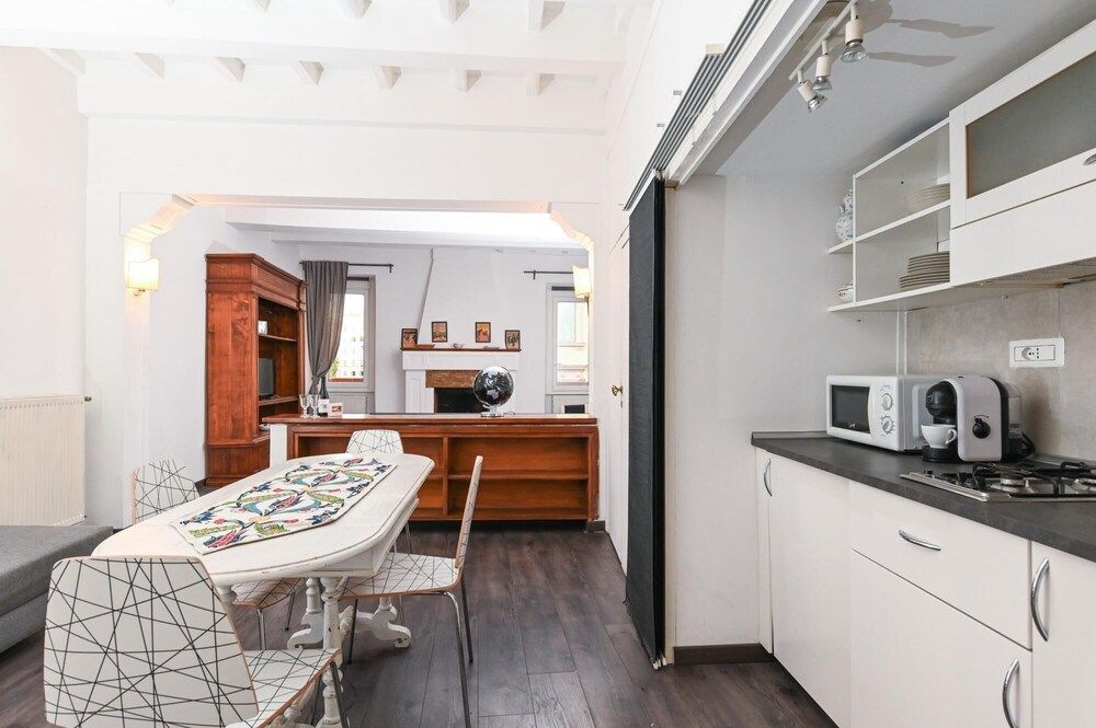 Gorgeous Trastevere Loft On The River Studio 21