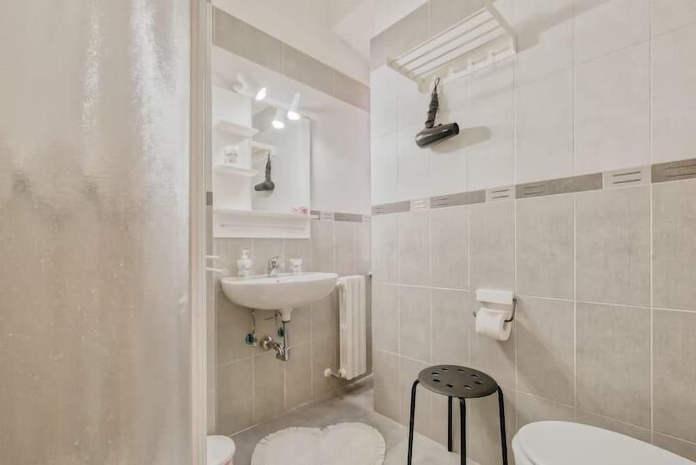 Leone IV Traditional Apartment 21