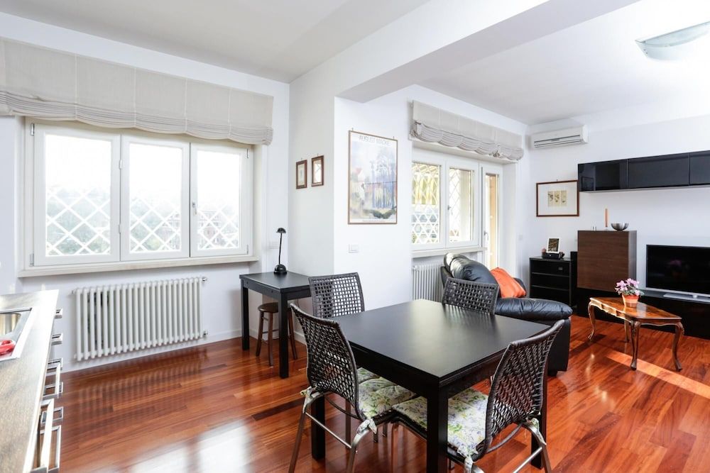 undefined Enjoy the Sunset on Your Vatican Terrace 3