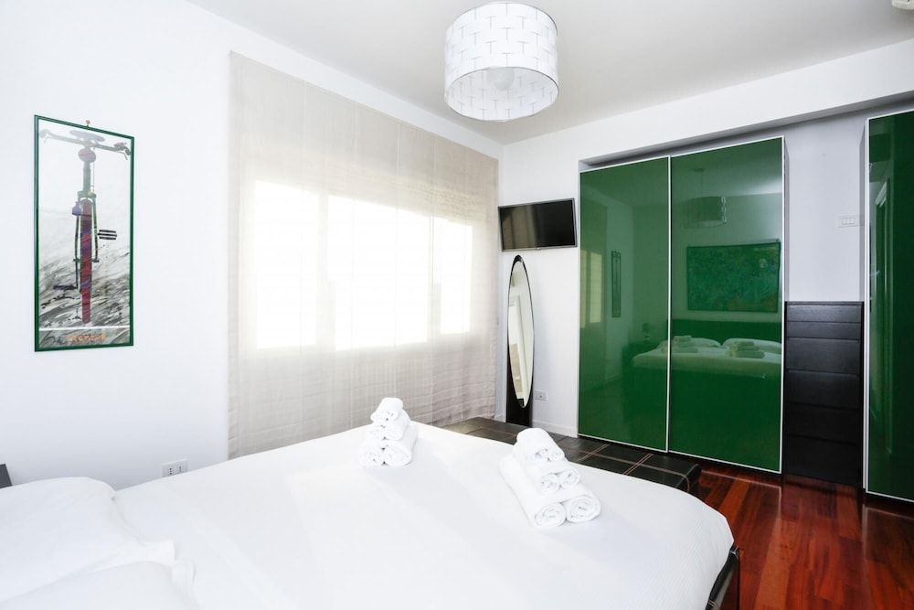 Enjoy the Sunset on Your Vatican Terrace Apartment 14