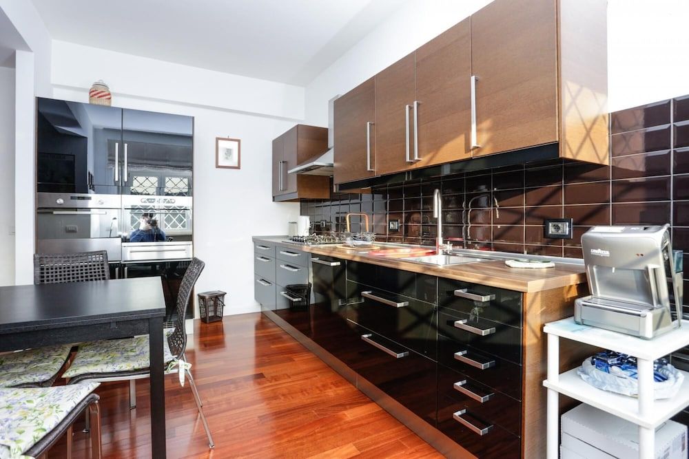 undefined Enjoy the Sunset on Your Vatican Terrace 5