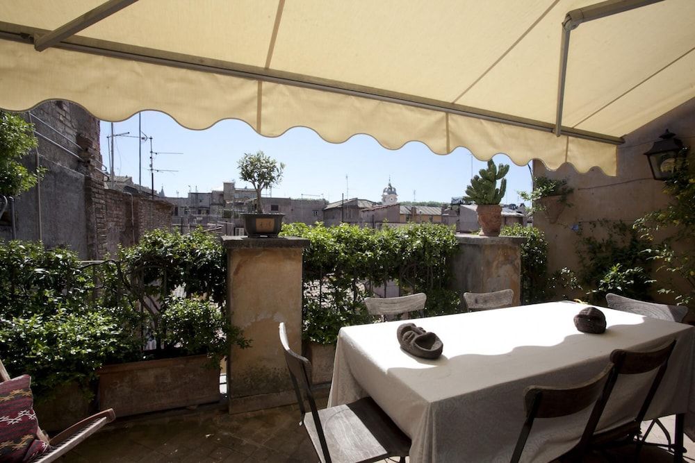undefined Splendid Penthouse in Campo de Fiori 6