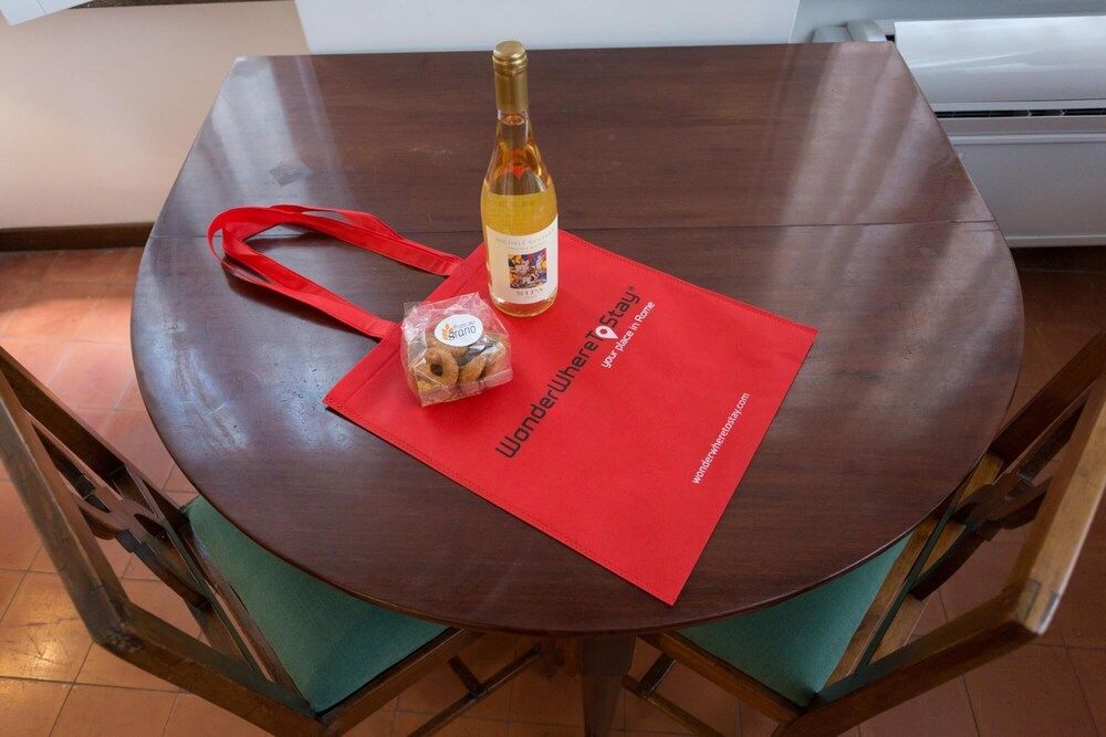 undefined Campo de Fiori Lovely Apartment 4