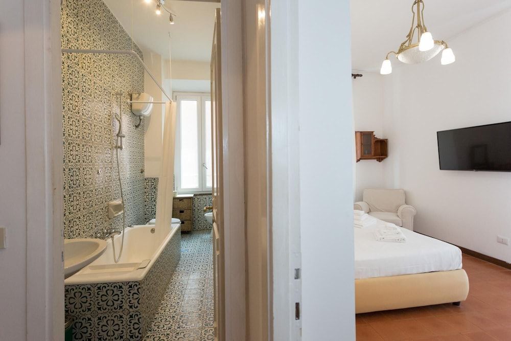 undefined Campo de Fiori Lovely Apartment 9