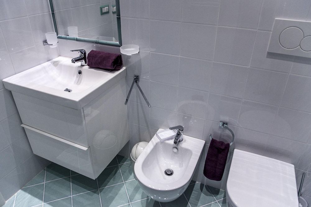 4BR Home in a Vibrant Neighborhood Apartment 14