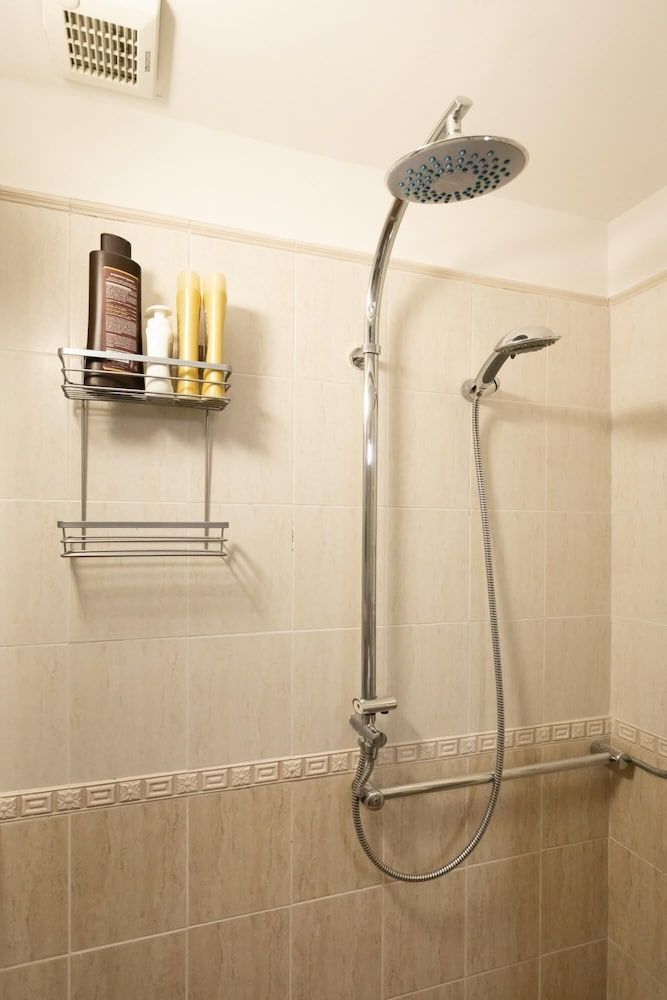 Monti Romantic Sunshine Maisonette Apartment 14