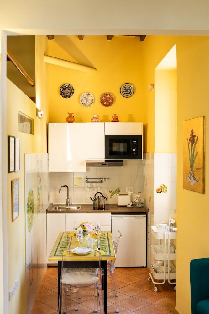 undefined Monti Romantic Sunshine Maisonette 9