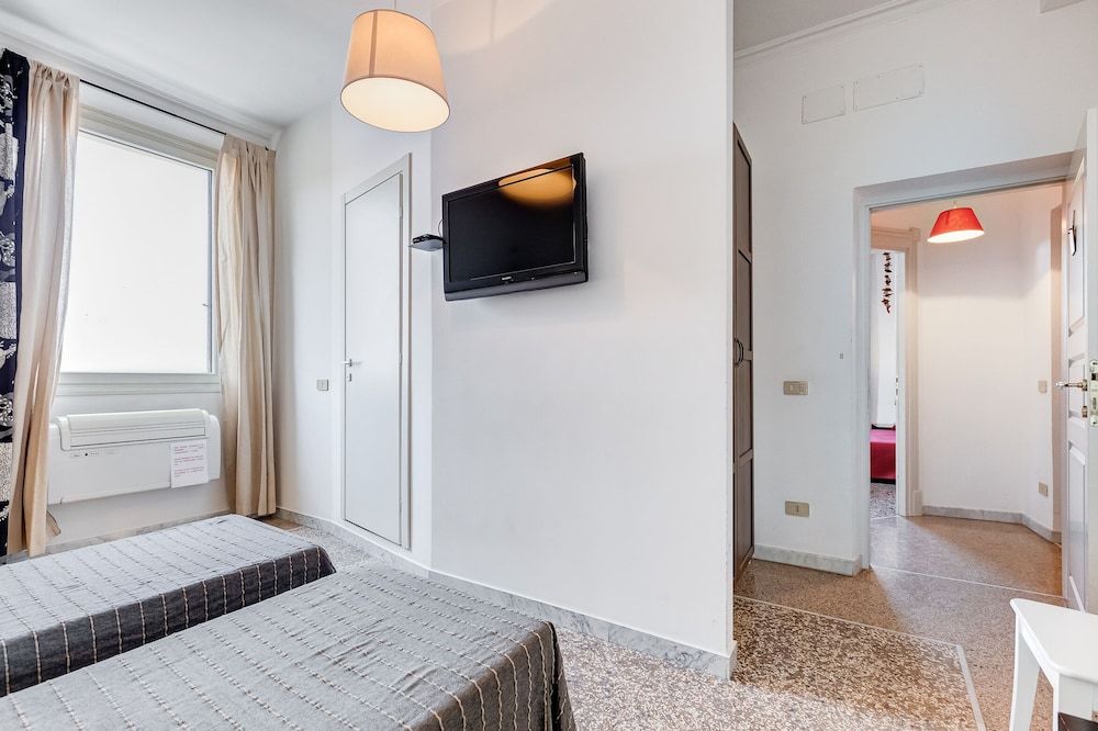 undefined Giulio Cesare Vatican Apartment 3