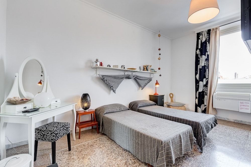 undefined Giulio Cesare Vatican Apartment 4