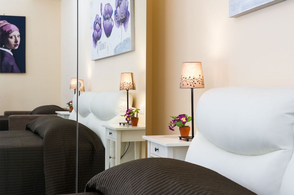 undefined GREGORY BIG FAMILY 8