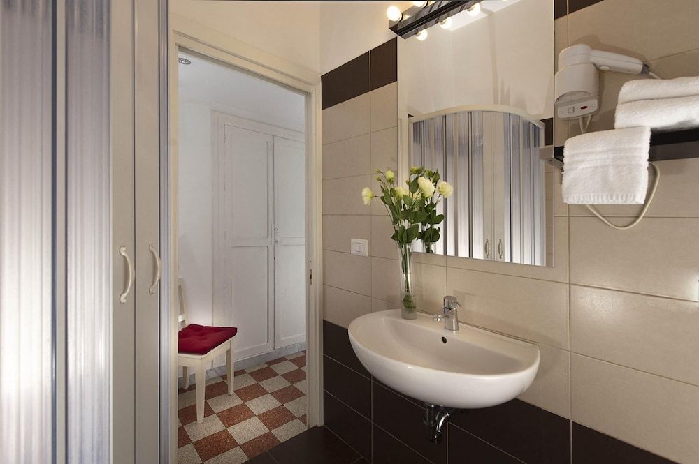 undefined Bernini in Roma With 2 Bedrooms and 2 Bathrooms 4