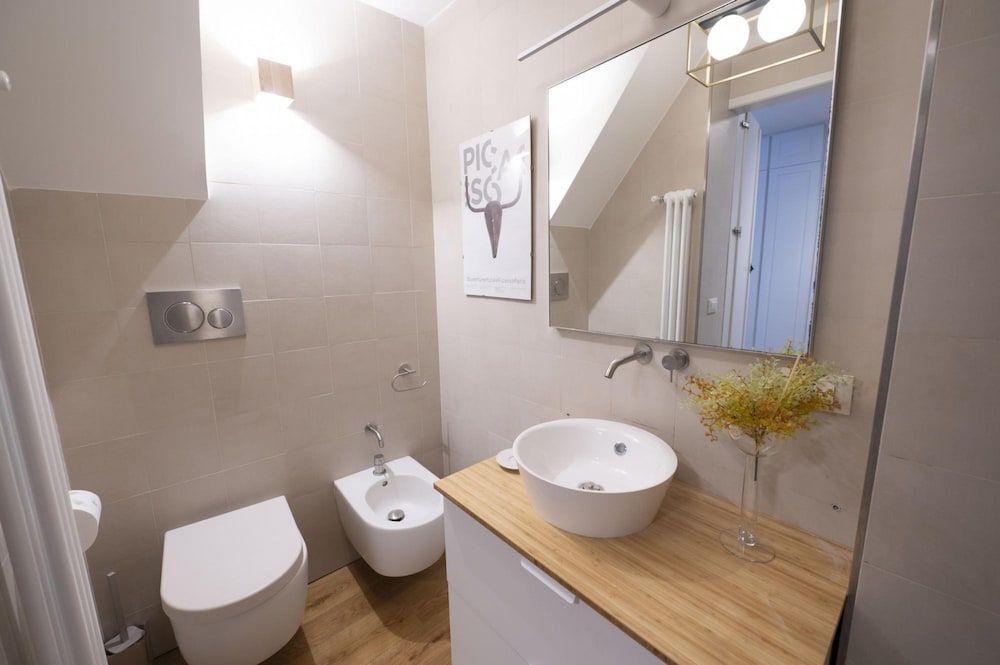 Charm and Style by Campo de Fiori Apartment 8