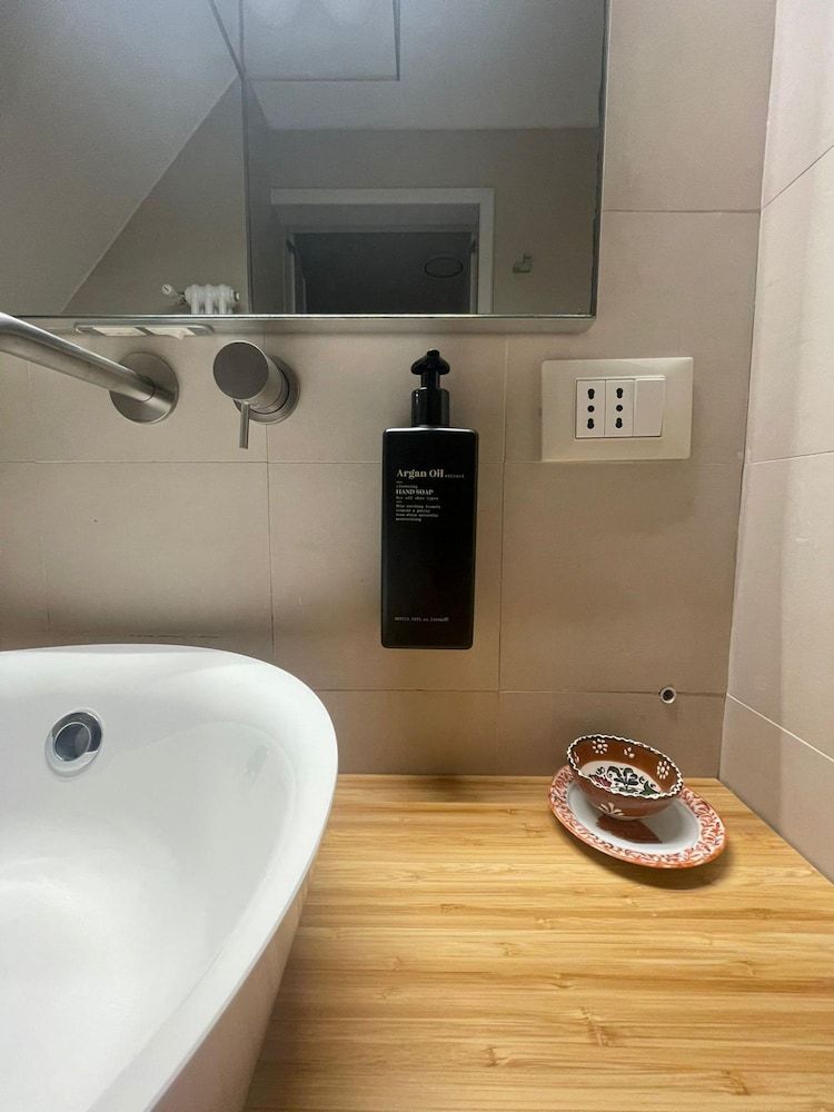 Charm and Style by Campo de Fiori Apartment 5