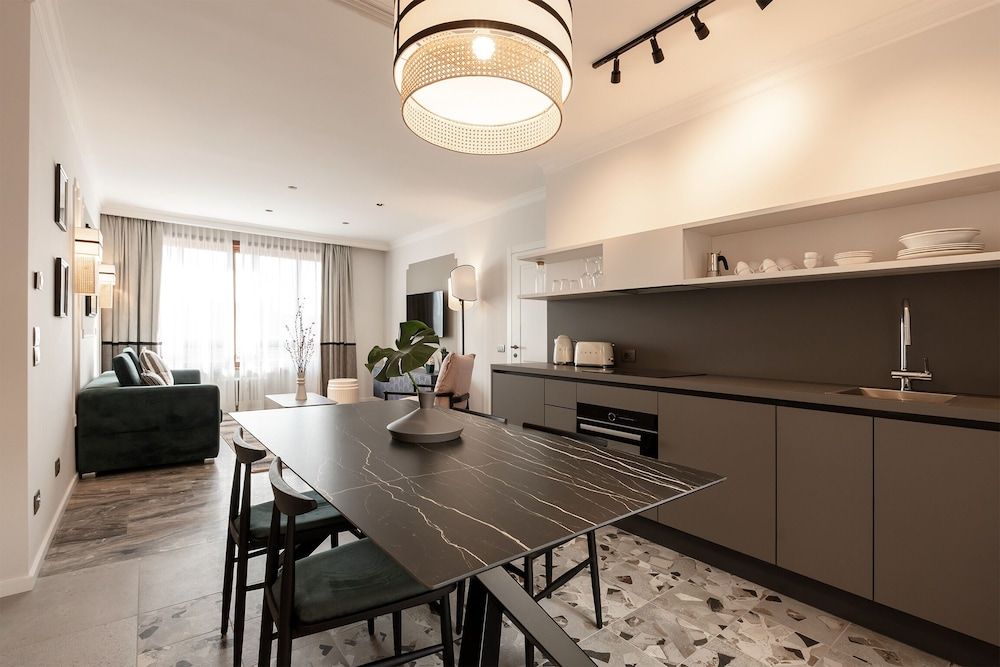 undefined Be Mate Colosseo 5