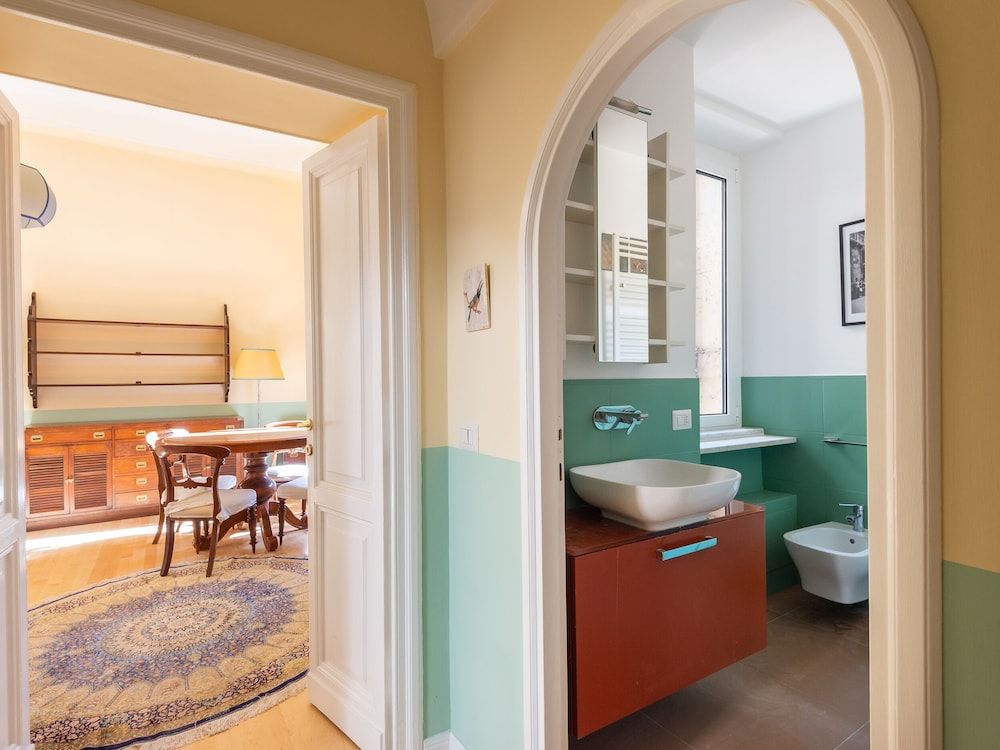 RSH Spanish Steps Luxury Apartments Comfort Apartment 24