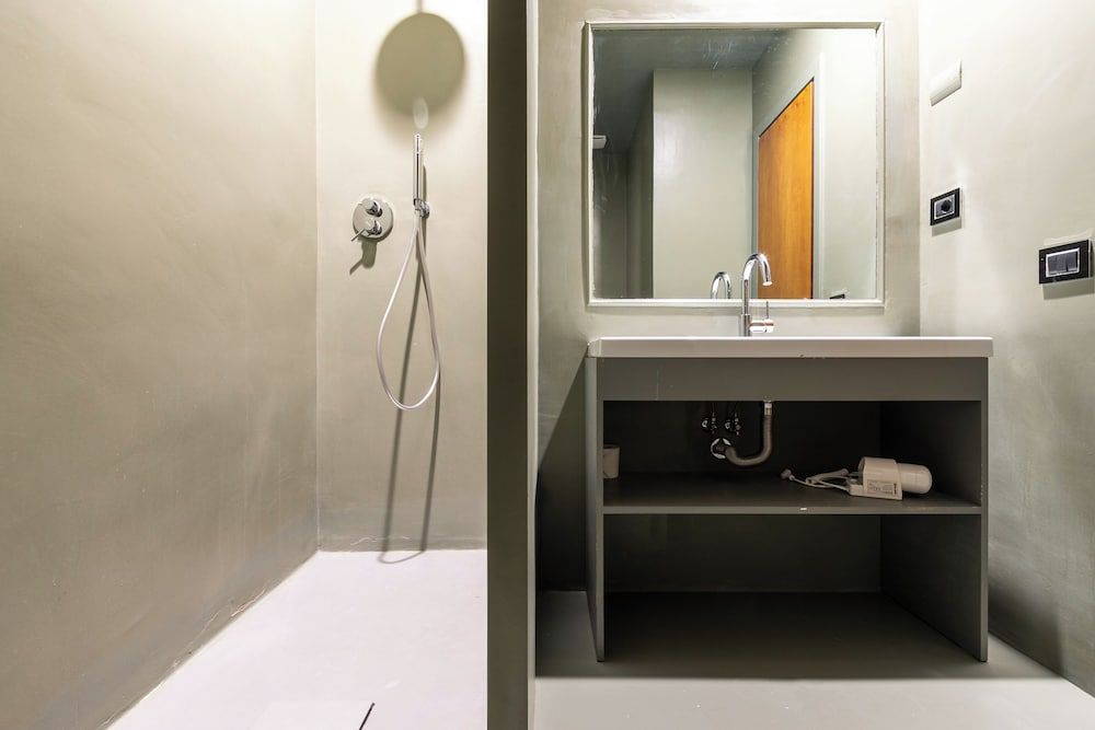 Hotel Catone Junior Room 18