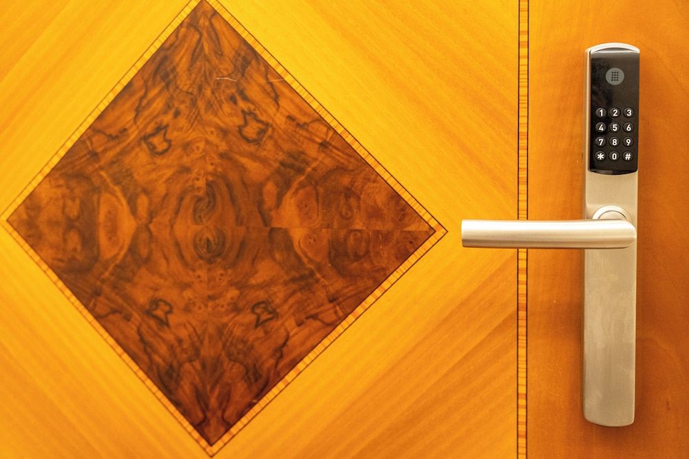 undefined Hotel Catone 3