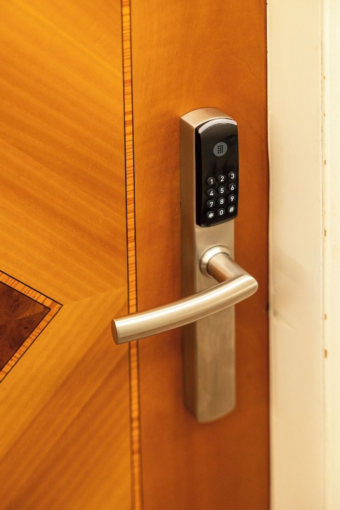 Hotel Catone Junior Room 27