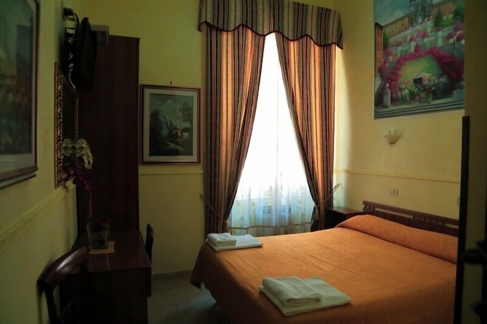 undefined Hotel Sol Levante 3