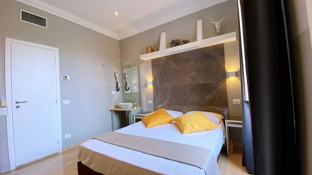 undefined Hotel Pullman Life 2